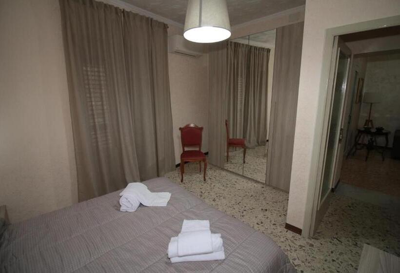 经典四人房间, B&b L Angelica