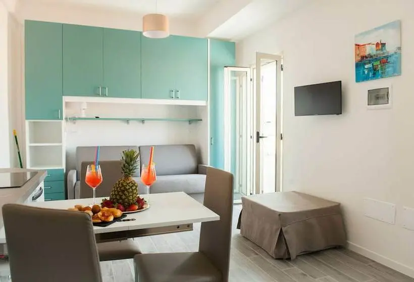 コンフォートルーム、サイドオーシャンビュー, Casa Vacanze B&b Ucciali