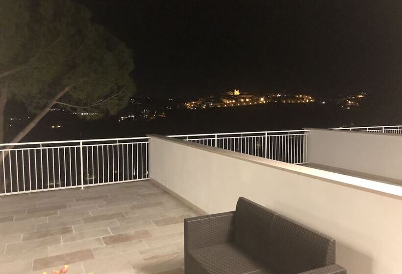 プールビュースタンダードルーム, Casablanca