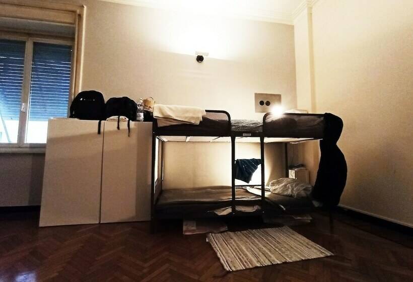 Lit en Chambre Commune, Le Case Della Ste   Hostel Grattacielo