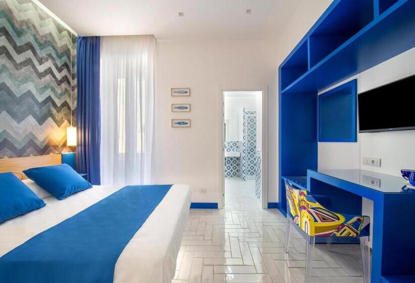 스탠다드 룸 킹사이즈 침대, Corte's House