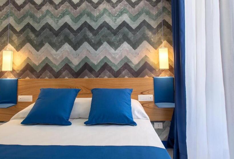 스탠다드 룸 킹사이즈 침대, Corte's House