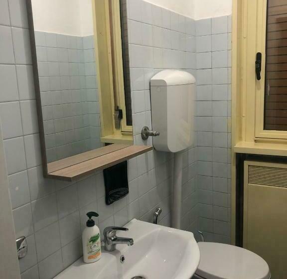 اتاق استاندارد با سرویس بهداشتی مشترک, Venice Diamond