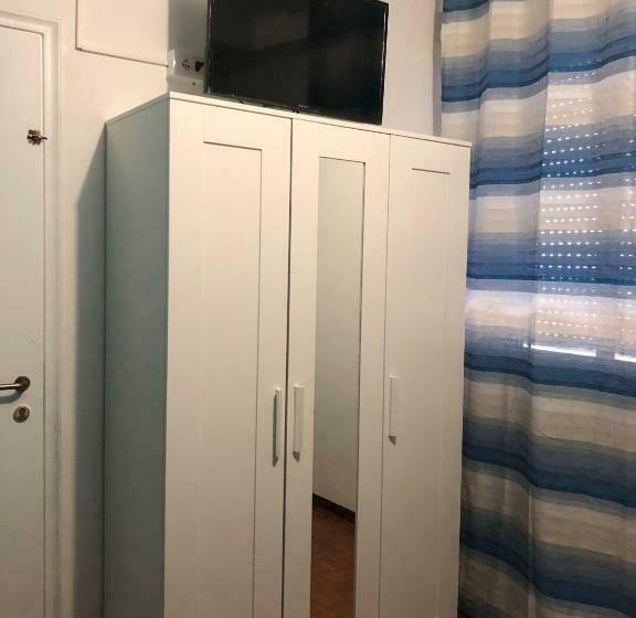 اتاق استاندارد با سرویس بهداشتی مشترک, Venice Diamond