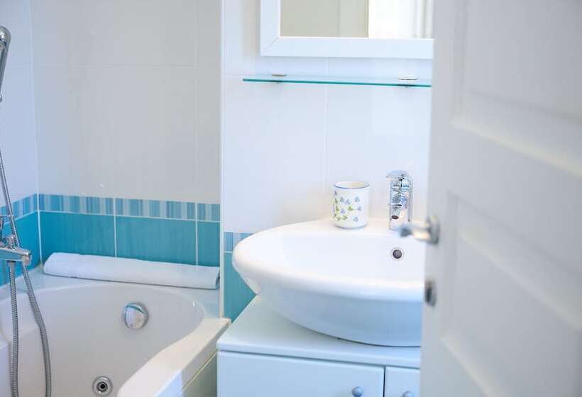 套房带泳池景, Cuore Del Cilento Relais&retreat