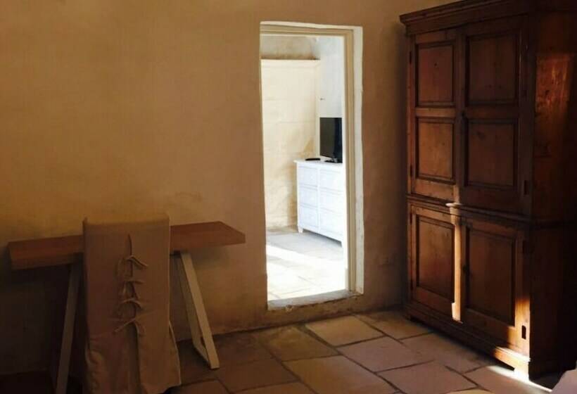 סוויטת ג'וניור, Masseria Costa