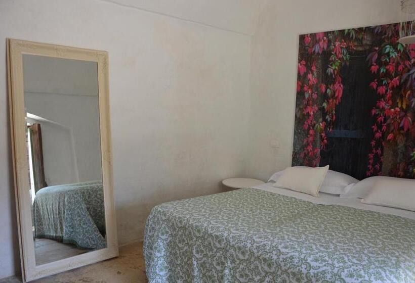 סוויטת ג'וניור, Masseria Costa