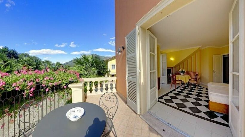 اتاق استاندارد, Villa Delle Palme