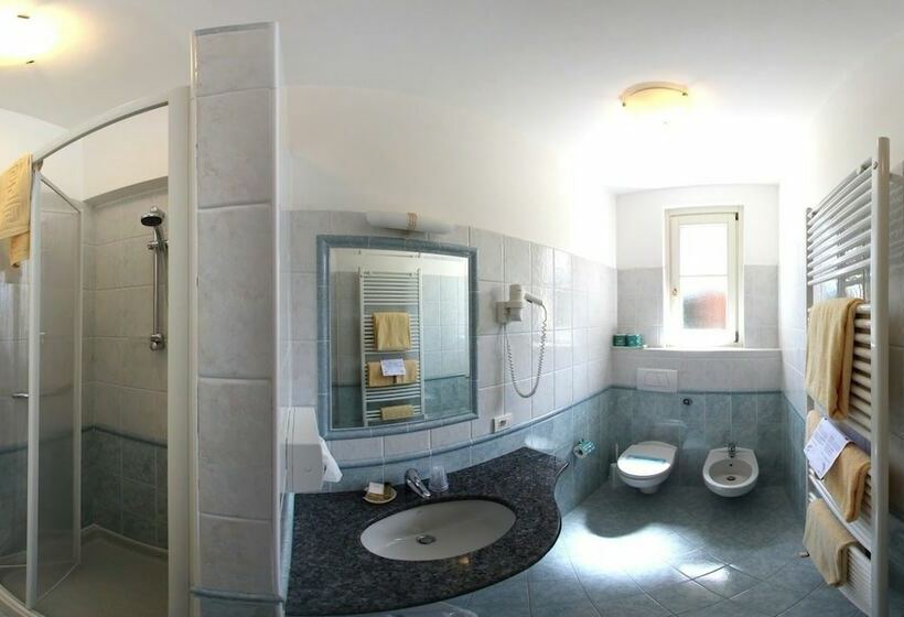 اتاق استاندارد, Villa Delle Palme