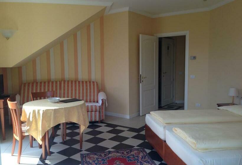 اتاق استاندارد, Villa Delle Palme