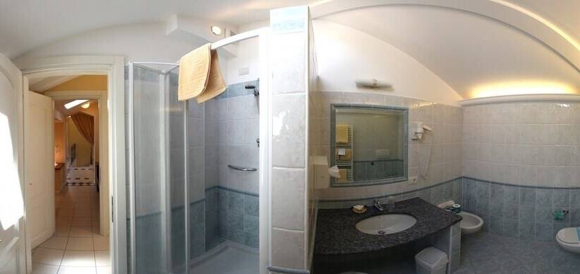 اتاق استاندارد, Villa Delle Palme