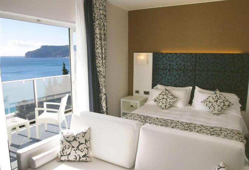 サイドシービュースーペリアールーム, Best Western Hotel Acqua Novella