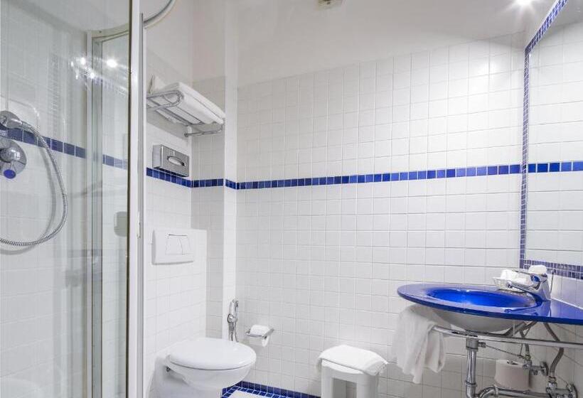 エコノミートリプルルーム, San Giusto