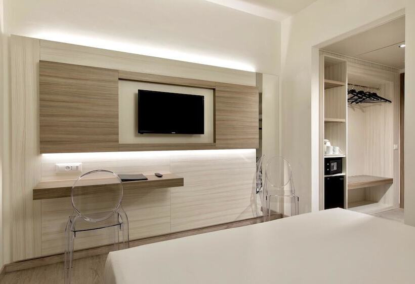 コンフォートルーム, San Giusto