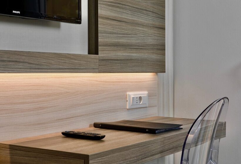 コンフォートルーム, San Giusto