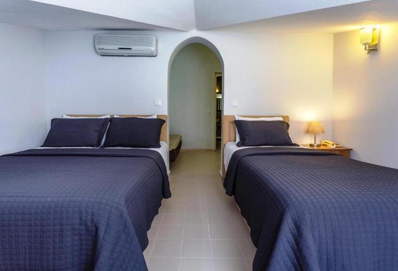 חדר סטנדרט לשלושה, Aqua Princess