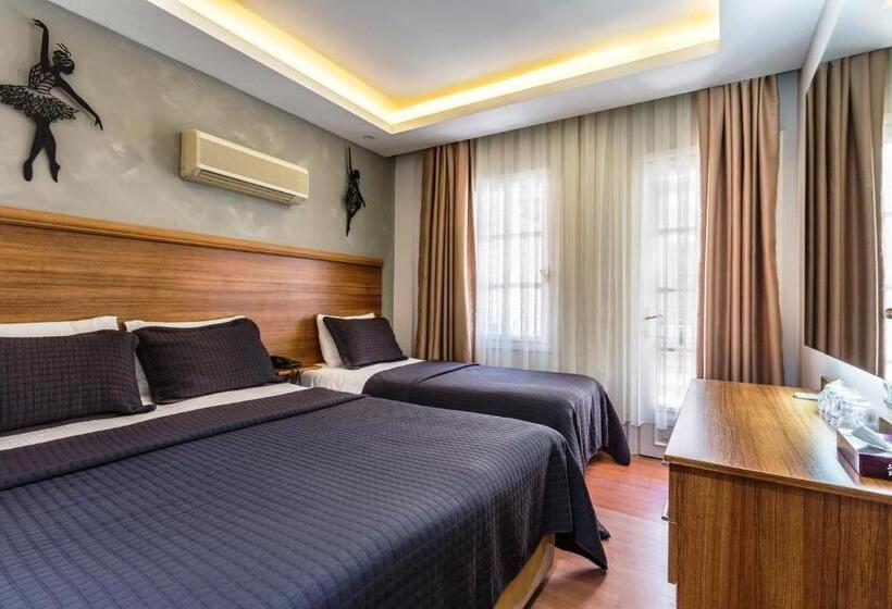 חדר סטנדרט לשלושה, Aqua Princess