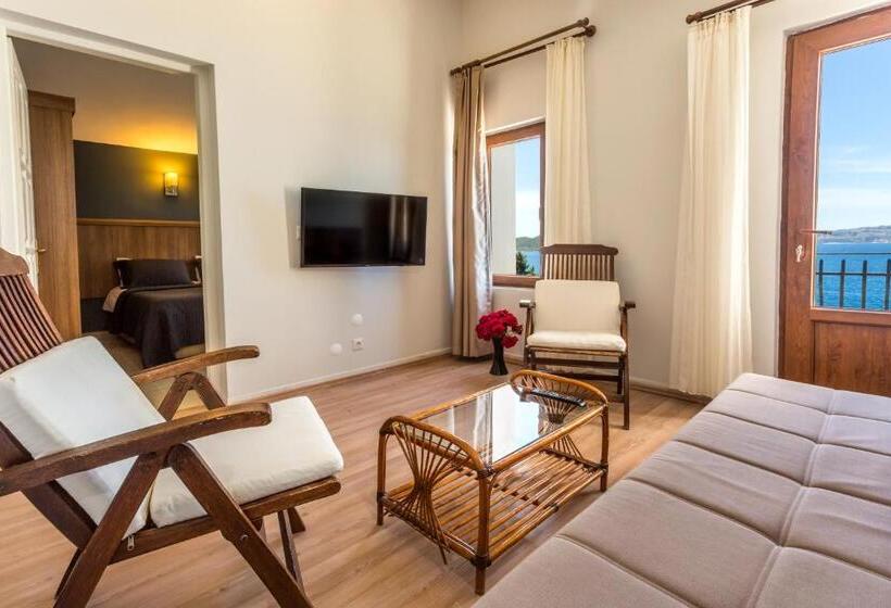 סוויטה אקזקיוטיב, Aqua Princess