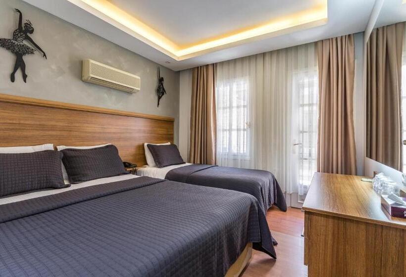 חדר סטנדרט לשלושה, Aqua Princess