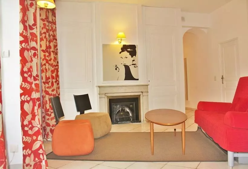 آپارتمان خانوادگی, Best Western Lyon Saint Antoine