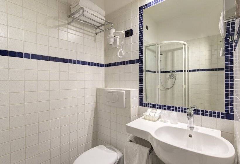 エコノミールーム, San Giusto