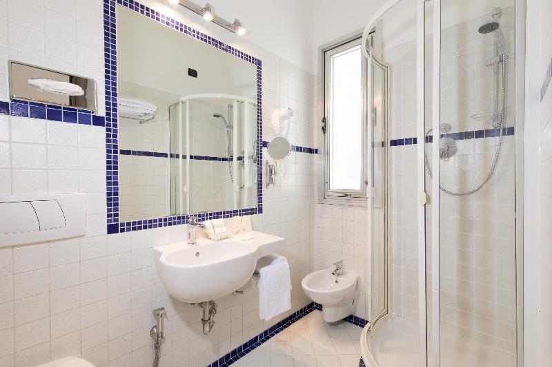 スタンダードトリプルルーム, San Giusto