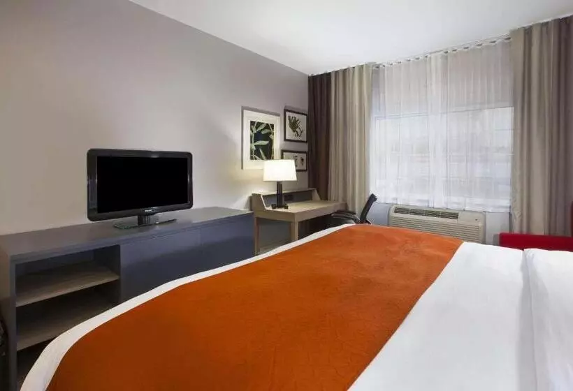 キングサイズベッドのスイートルーム, Country Inn & Suites By Radisson, Big Rapids, Mi