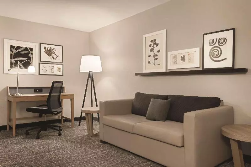 キングサイズベッドのスイートルーム, Country Inn & Suites By Radisson, Dubuque, Ia