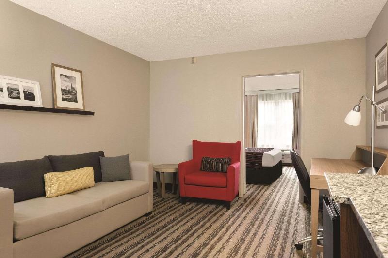 سوئیت با تخت بزرگ, Country Inn & Suites By Radisson, Nashville Airport East, Tn