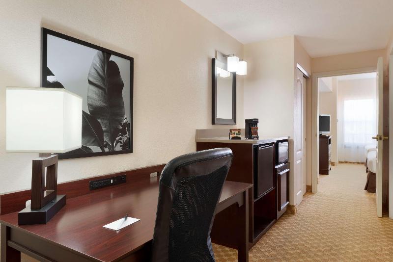 Люкс Адаптированный для Инвалидов, Country Inn & Suites By Radisson, St. Augustine Downtown Historic District, Fl