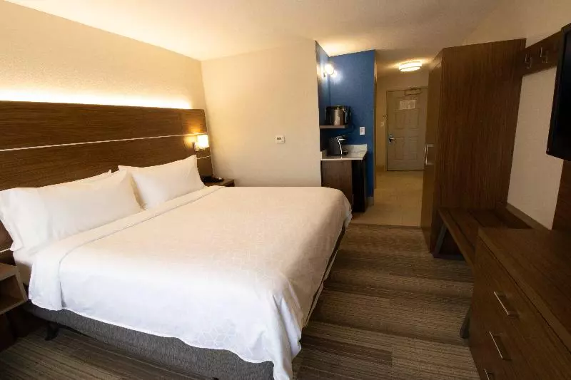 Sviitti King-vuode, Holiday Inn Express & Suites Manassas, An Ihg