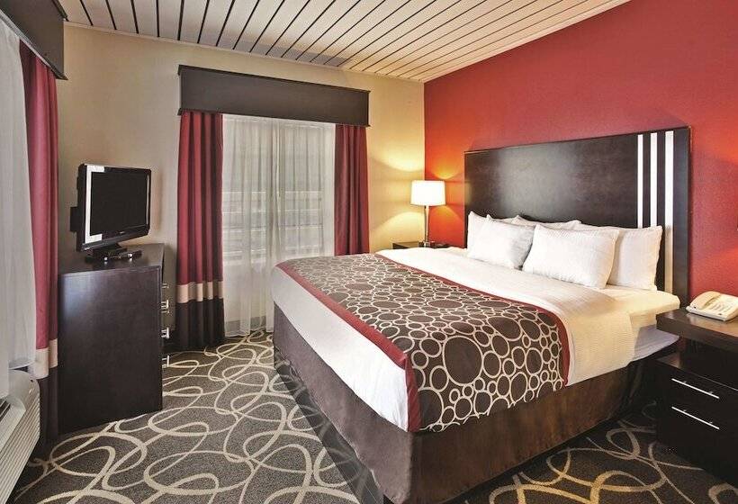 جناح سرير كينج, La Quinta Inn & Suites By Wyndham Elkview  Charleston Ne