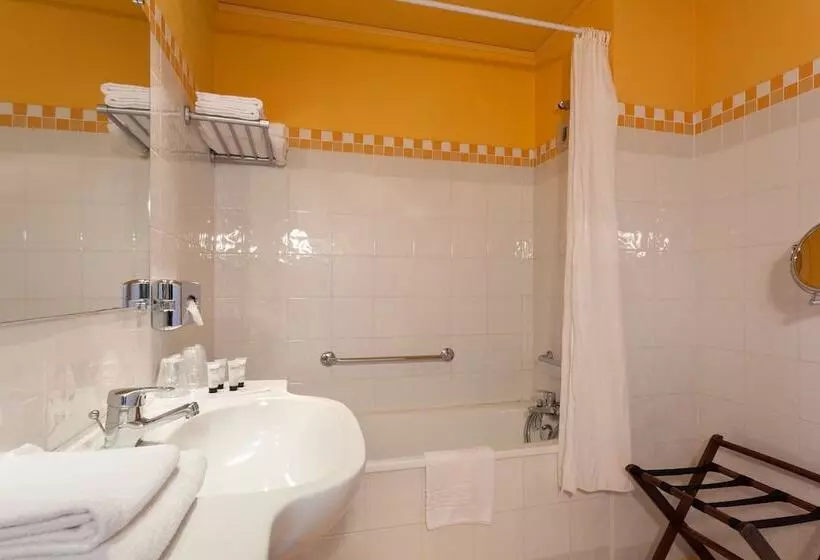 ファミリールーム, Hôtel Du Beffroi Gravelines Dunkerque