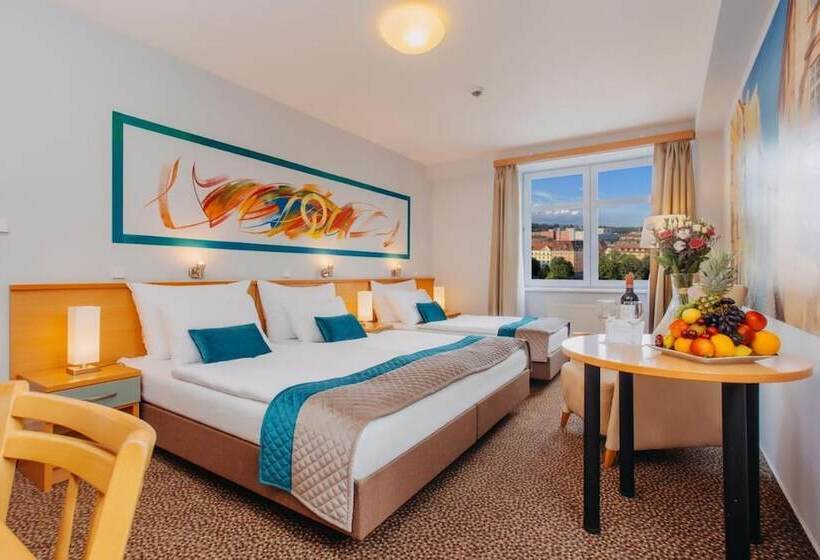 اتاق استاندارد سه نفره, Colorfactory Spa Hotel   Czech Leading Hotels