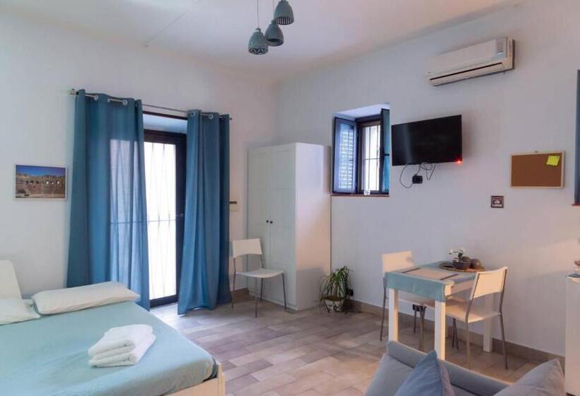 اتاق اکونومی, Civico 87