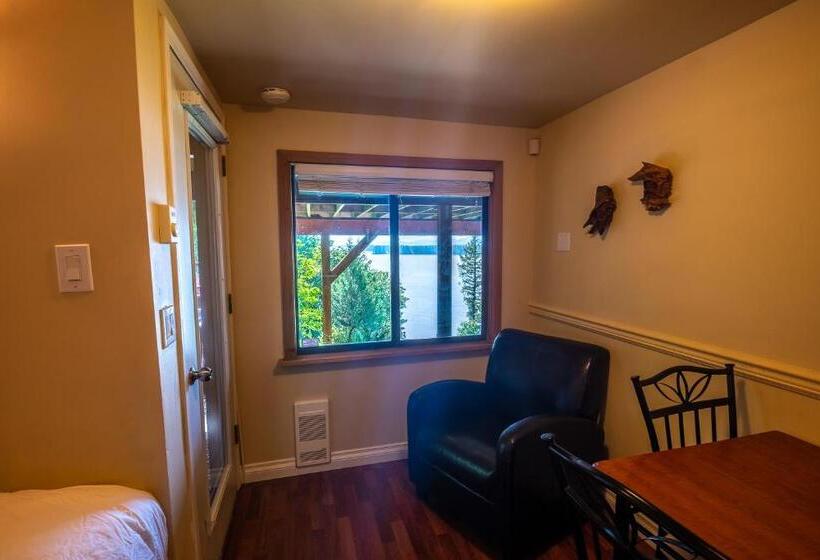 Трехместный Номер Комфорт, The Fraser River's Edge B&b Lodge