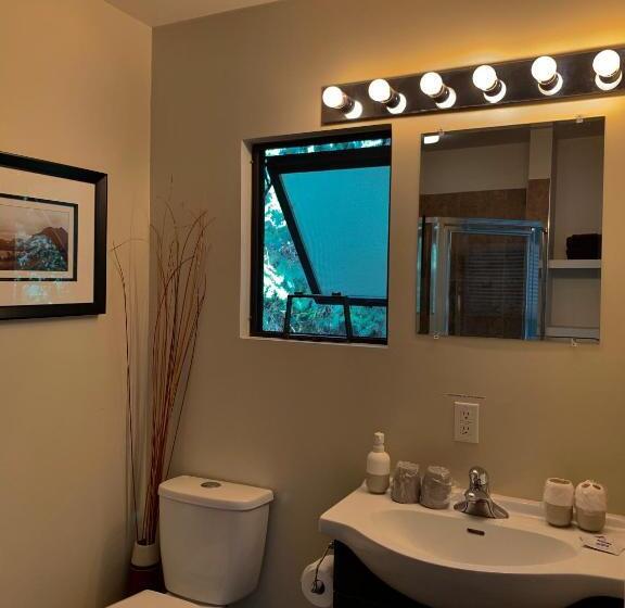 Стандартный Номер Кровать Кинг, The Fraser River's Edge B&b Lodge