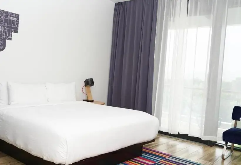 اتاق استاندارد با تخت بزرگ, Aloft Ponce Hotel & Casino