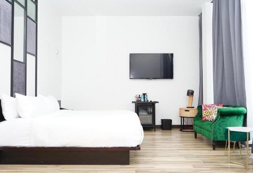 سوییت اجرایی, Aloft Ponce Hotel & Casino