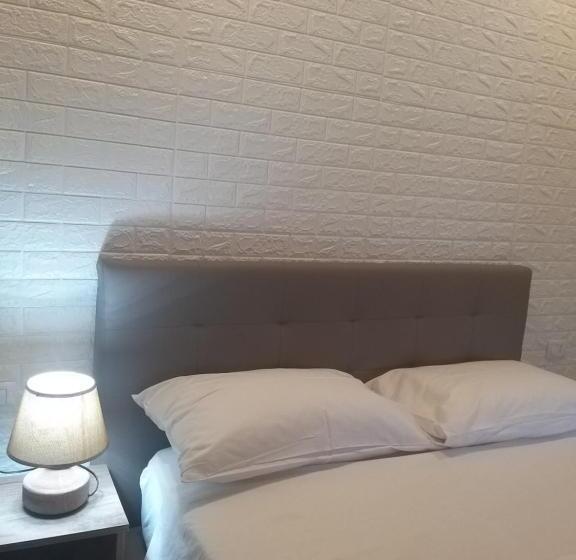 اتاق لوکس چهار تخته, B&b La Dolce Vita