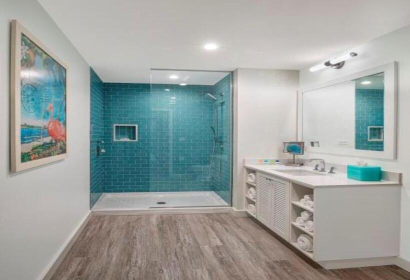 מיטת קינג בסוויטה, Margaritaville Jacksonville Beach