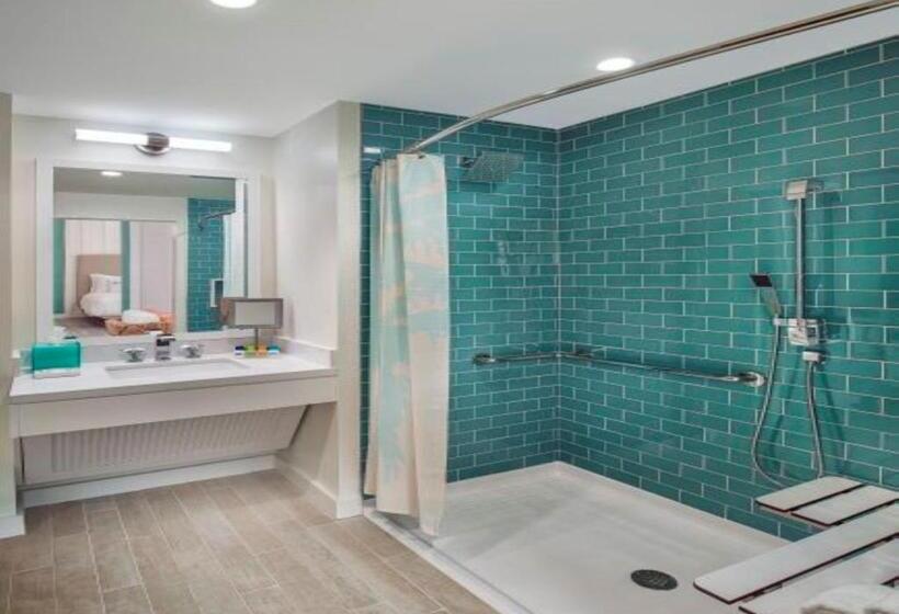 סוויטה מותאמת לאדם עם מוגבלויות, Margaritaville Jacksonville Beach