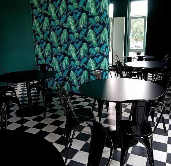 اتاق استاندارد چهار تخته, NEOHOSTEL Berlín