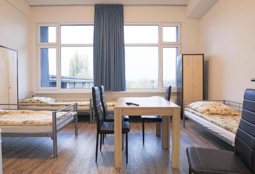 اتاق استاندارد چهار تخته, NEOHOSTEL Berlín