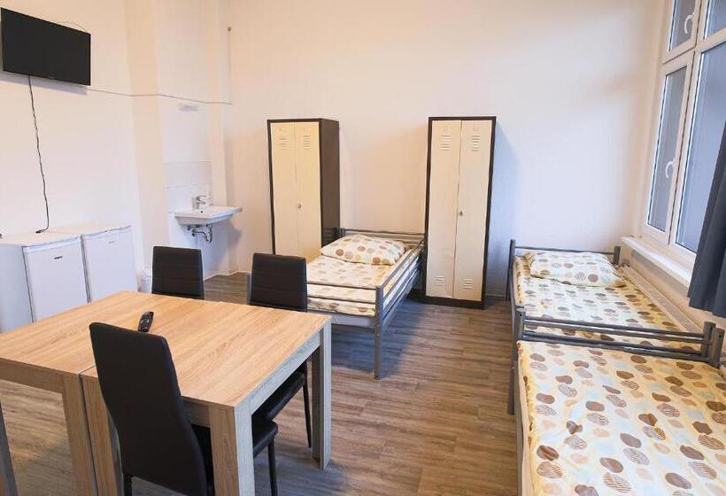 اتاق استاندارد چهار تخته, NEOHOSTEL Berlín