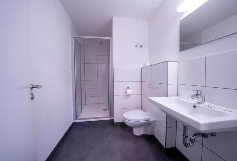 تختخواب در اتاق سوپریور مشترک, NEOHOSTEL Berlín