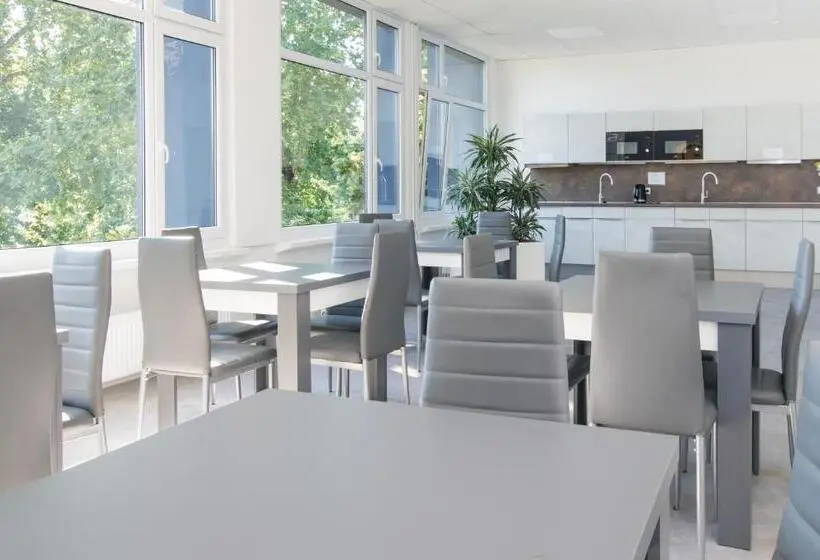 تختخواب در اتاق مشترک, NEOHOSTEL Berlín