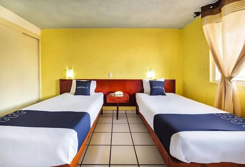 スタンダード4人部屋, Capital O Colón, Ciudad Guzmán Jalisco