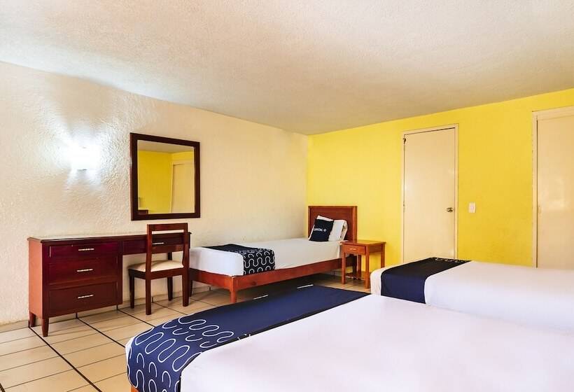 标准三人间, Capital O Colón, Ciudad Guzmán Jalisco