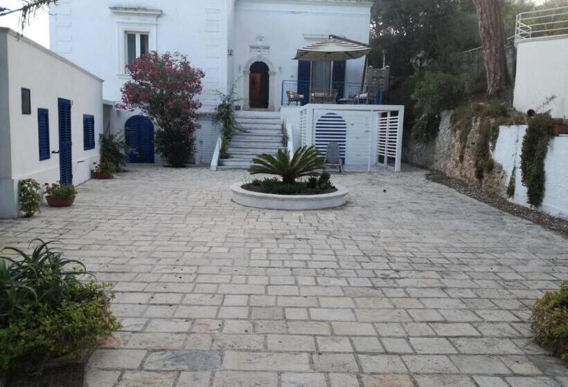 带花园景观的标准工作室, Villaggio Sant'andrea